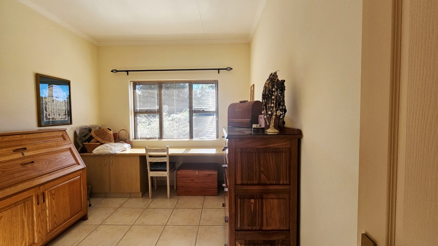 3 Bedroom Property for Sale in Stilbaai Wes Western Cape